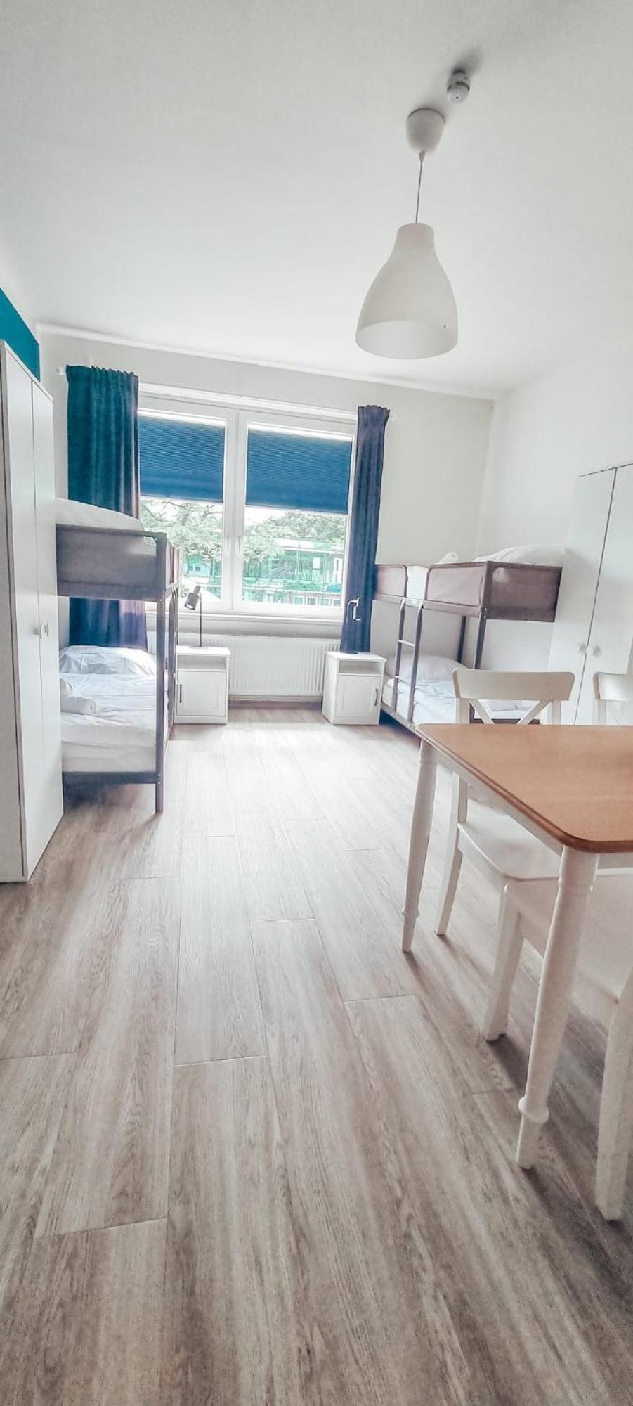 Sechsbettzimmer "Blau" In Zentraler Lage Brema Exterior foto